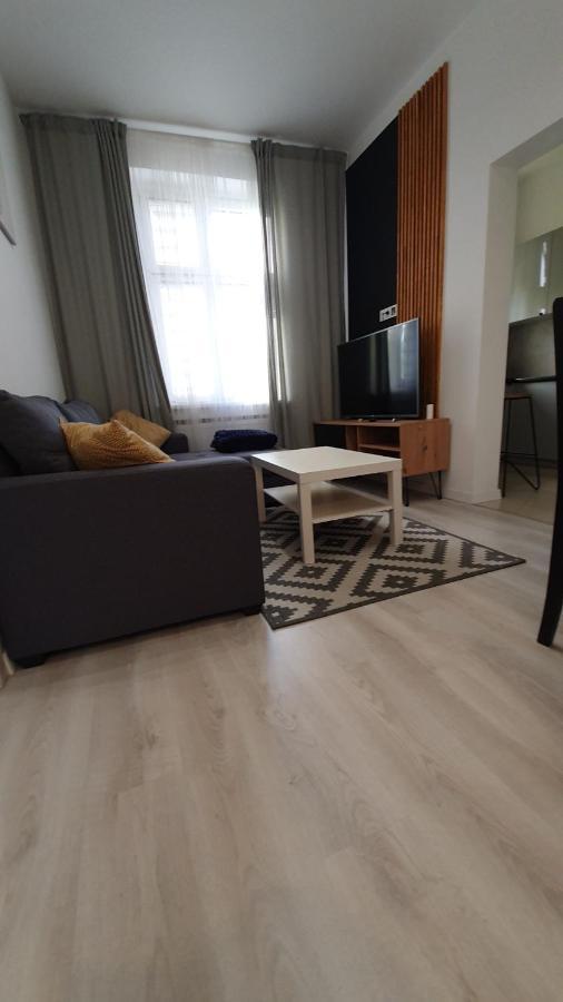 Apartament Na Kochanowskiego Torun Exterior foto