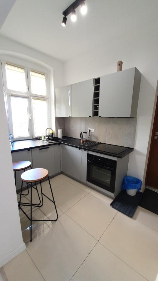Apartament Na Kochanowskiego Torun Exterior foto